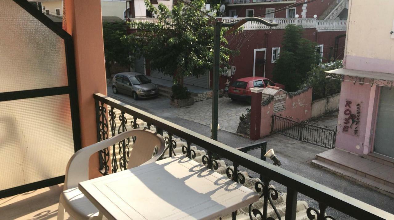 Apartament Theo